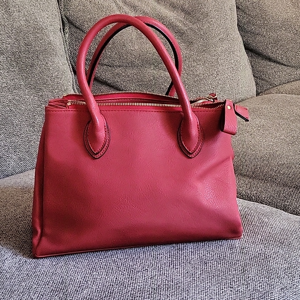 Urban Expressions Red Hand Bag